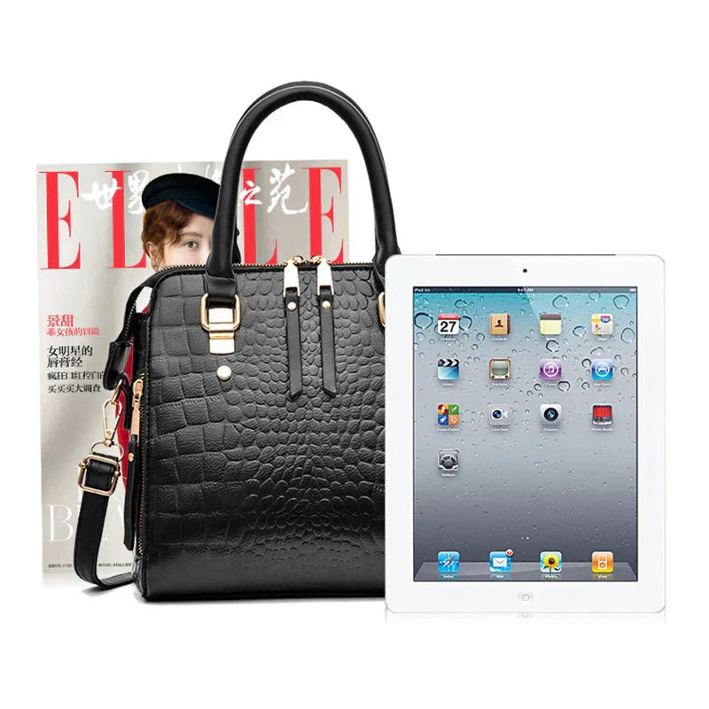 Handbag in Genuine Leather - Mia