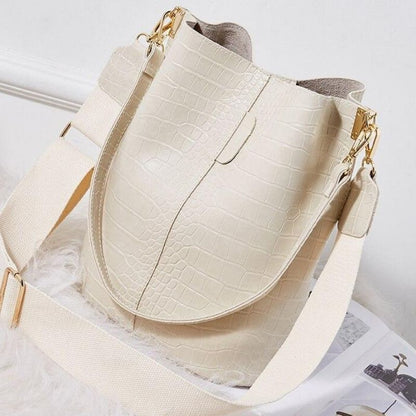 Genuine Leather Women's Handbag - Mary Bennett