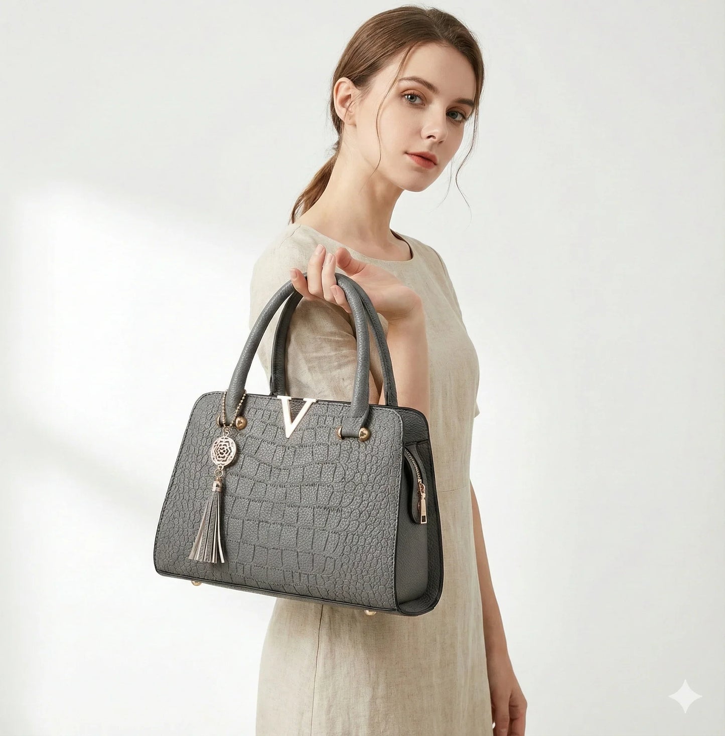 Genuine Leather Handbag - Veneza