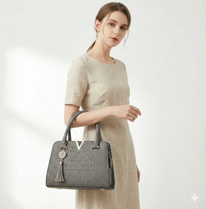 Genuine Leather Handbag - Veneza