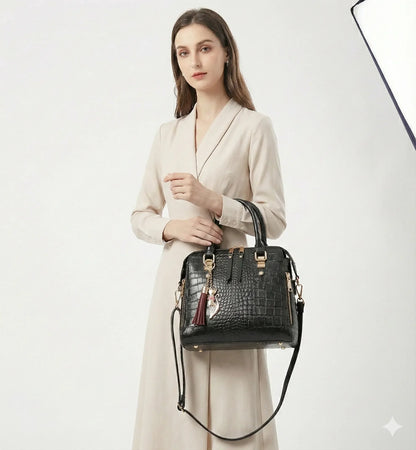 Handbag in Genuine Leather - Mia