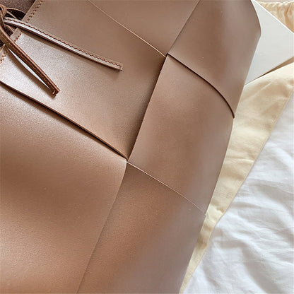 Medium Strap Bag Zaira