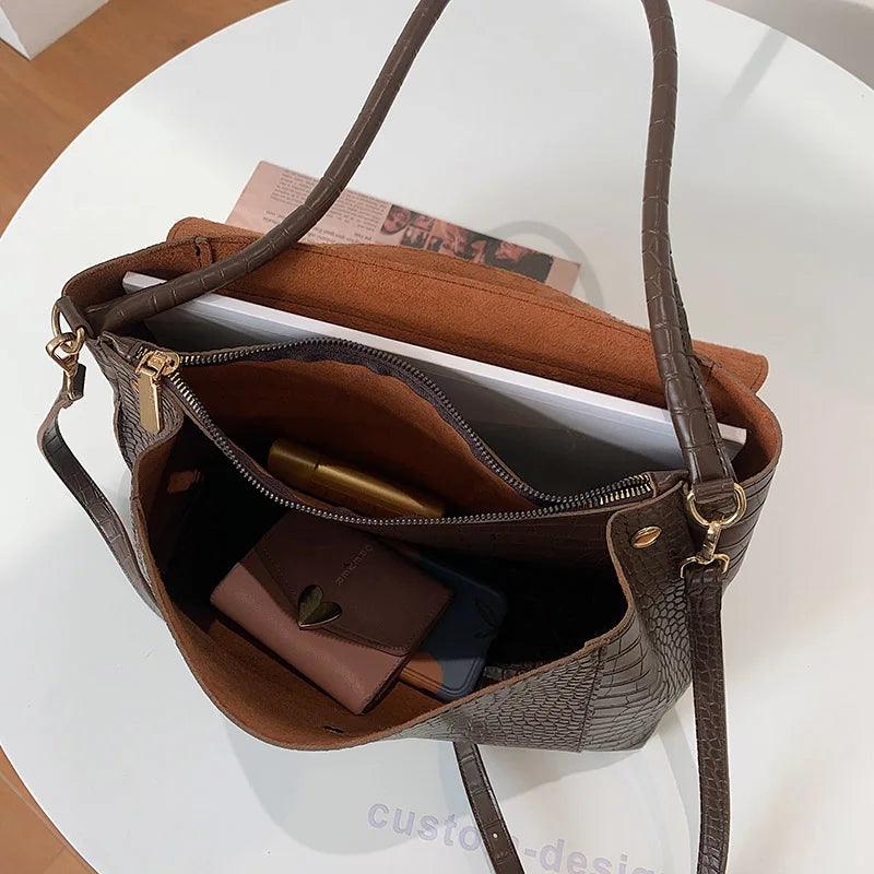 Genuine Leather Handbag - Clove