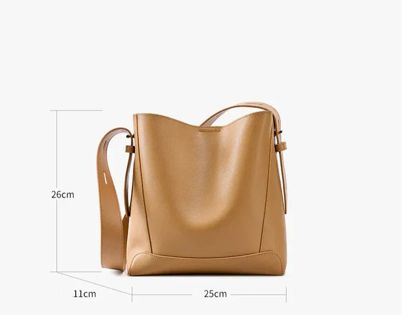 Genuine Leather Women's Handbag - Penélope