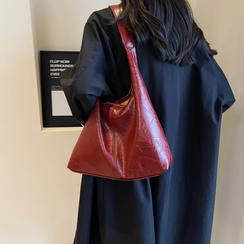 Handbag in Genuine Leather - Erica