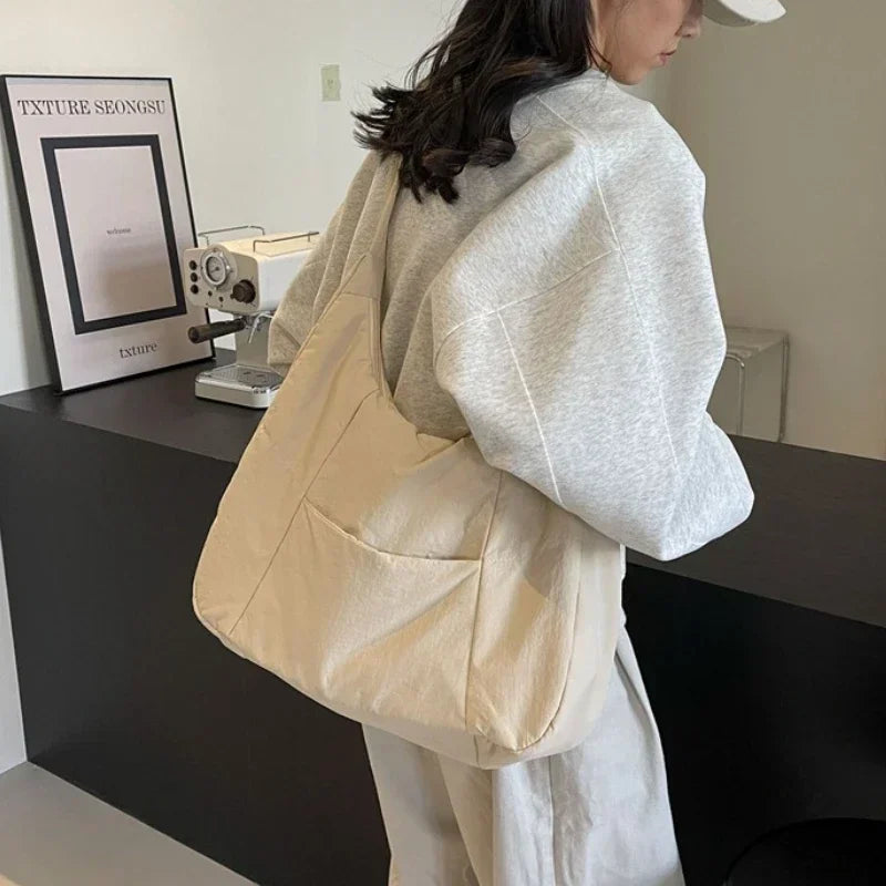 Messenger Handbag - Véda
