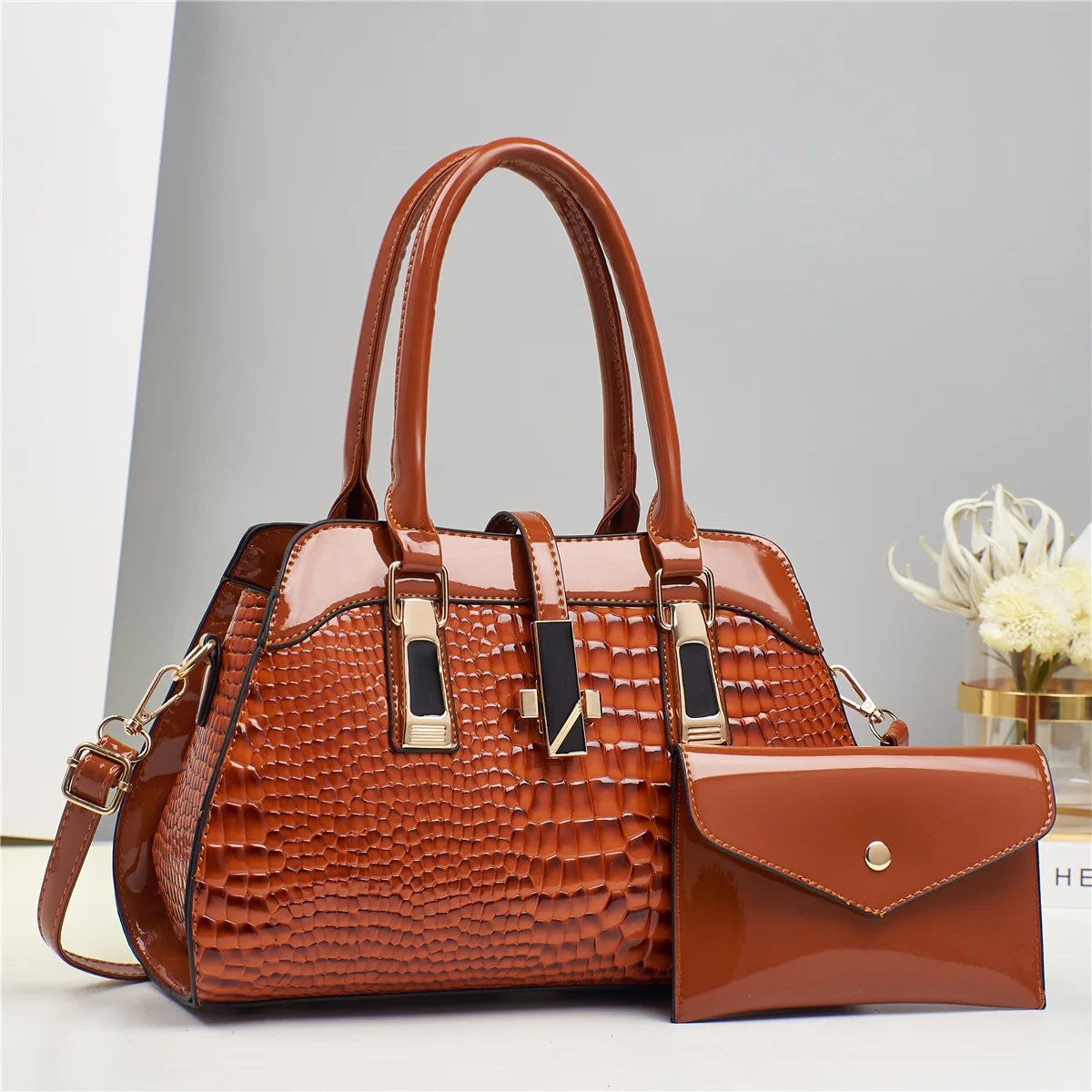 Handbag and Wallet Set in Genuine Leather - Vian