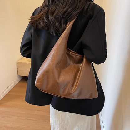Handbag in Genuine Leather - Erica