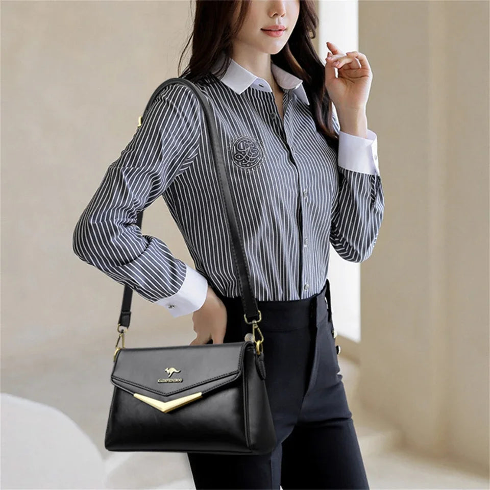 Handbag in Genuine Leather - Lona