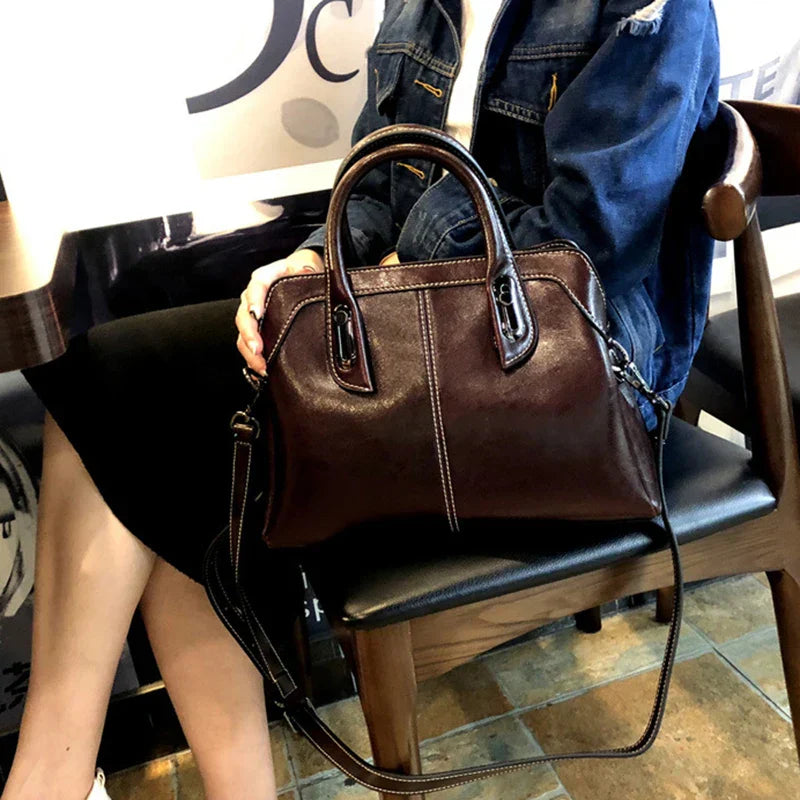 Genuine Leather Handbag - Taísla