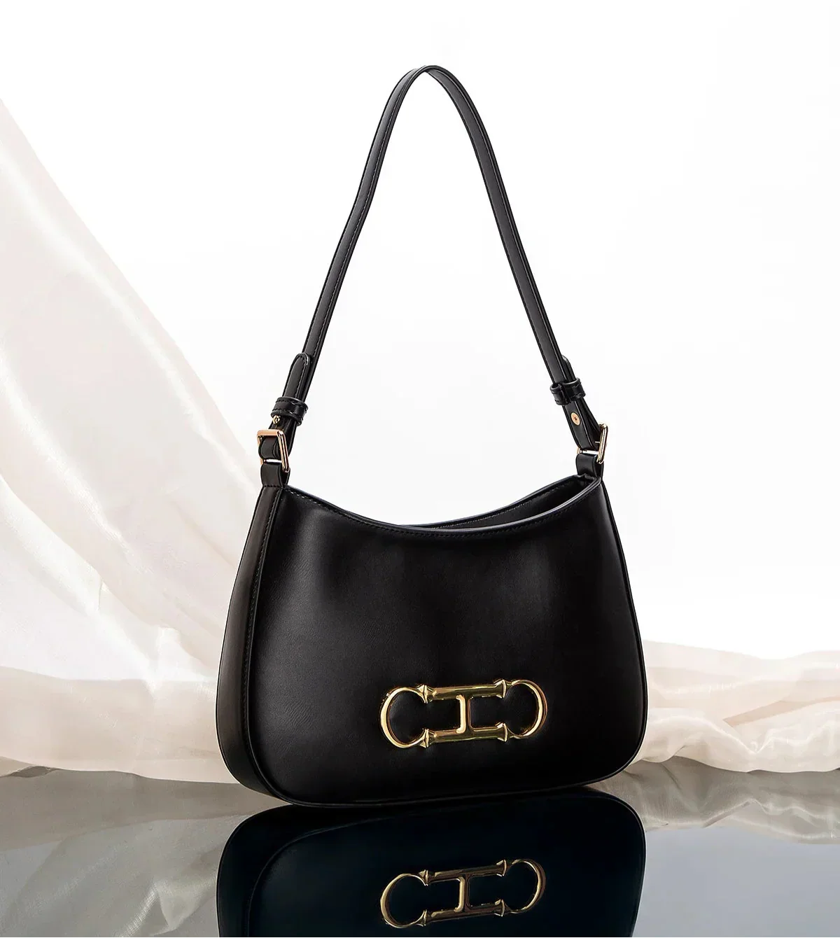 Genuine Leather Bag - Chevalier