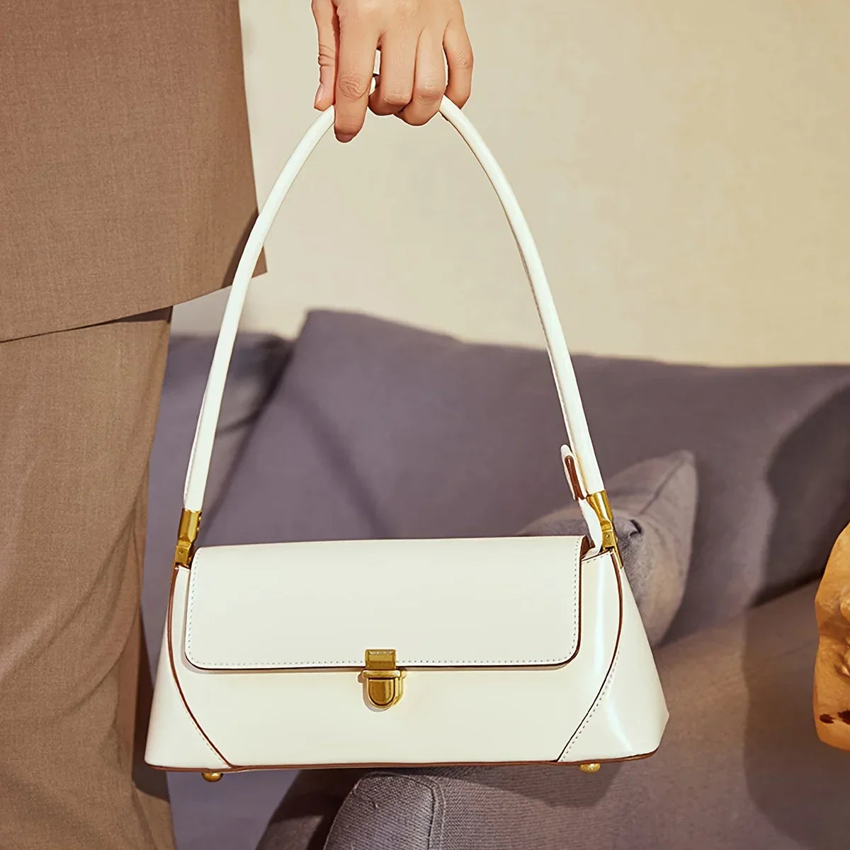 Handbag in Genuine Leather - Elora