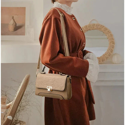 Handbag in Genuine Leather - Crav