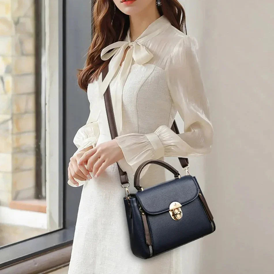 Handbag in Genuine Leather - Lexus