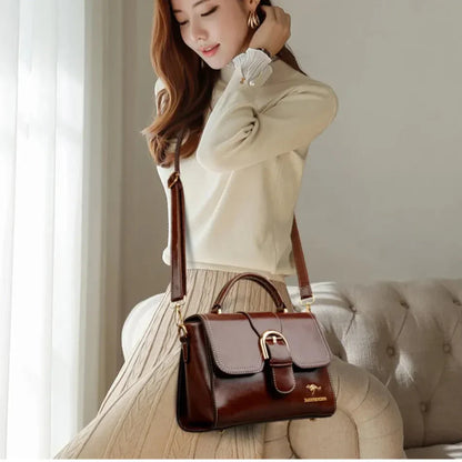 Handbag in Genuine Leather - Nyra