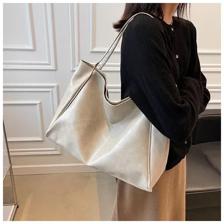 Handbag in Genuine Leather- Mirá