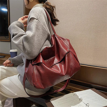 Handbag in Genuine Leather - Lua